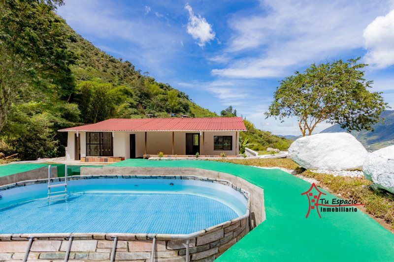 Finca en venta Antioquia Cocorná Cocorna 4600 m2 Habitaciones 3 Baños 2 Garajes 0 Precio $500000000