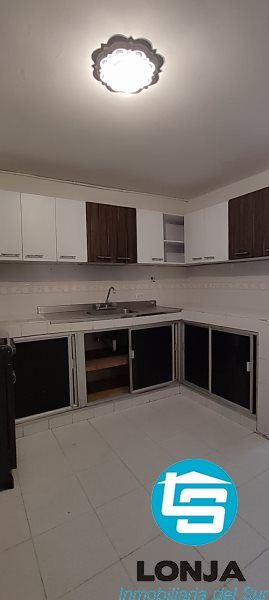 Apartamento en arriendo Antioquia Itagüí Los Naranjos 115 m2 Habitaciones 3 Baños 2 Garajes 0 Precio $2100000