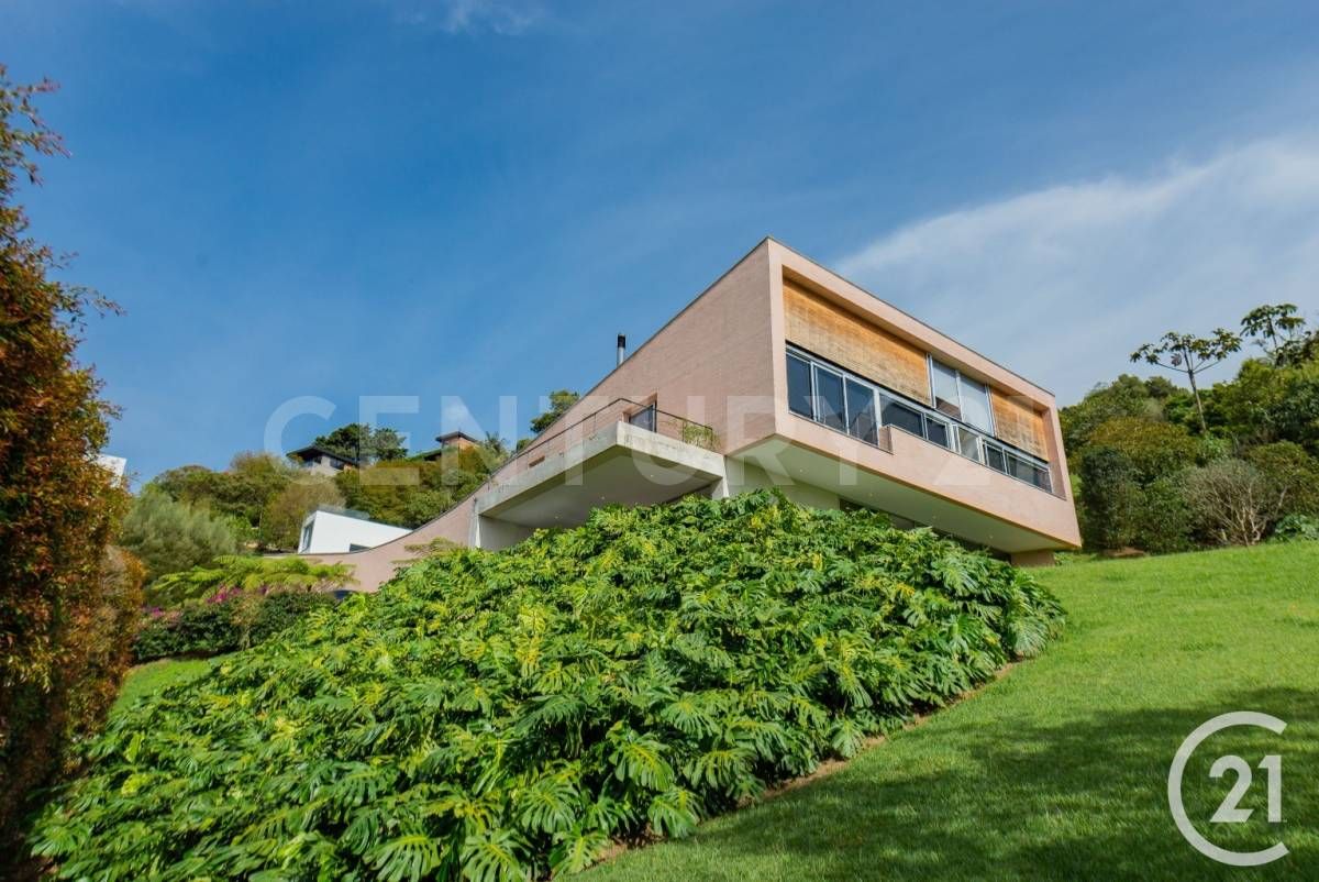 Casa en venta Antioquia Medellín Bombona No2 626 m2 Habitaciones 5 Baños 5 Garajes 4 Precio $5200000000