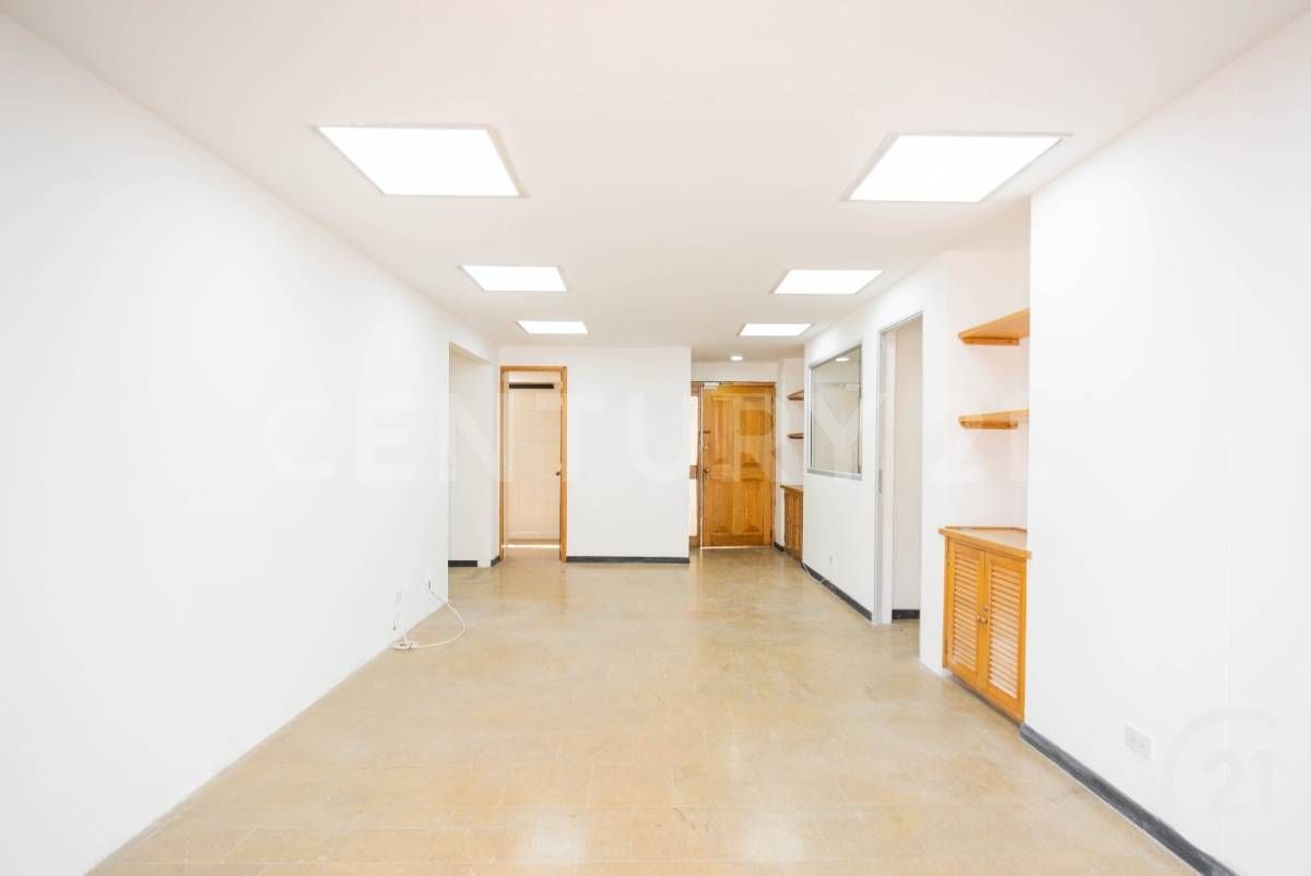 Oficina en venta Antioquia Medellín La Linde 82 m2 Habitaciones 0 Baños 2 Garajes 2 Precio $540000000