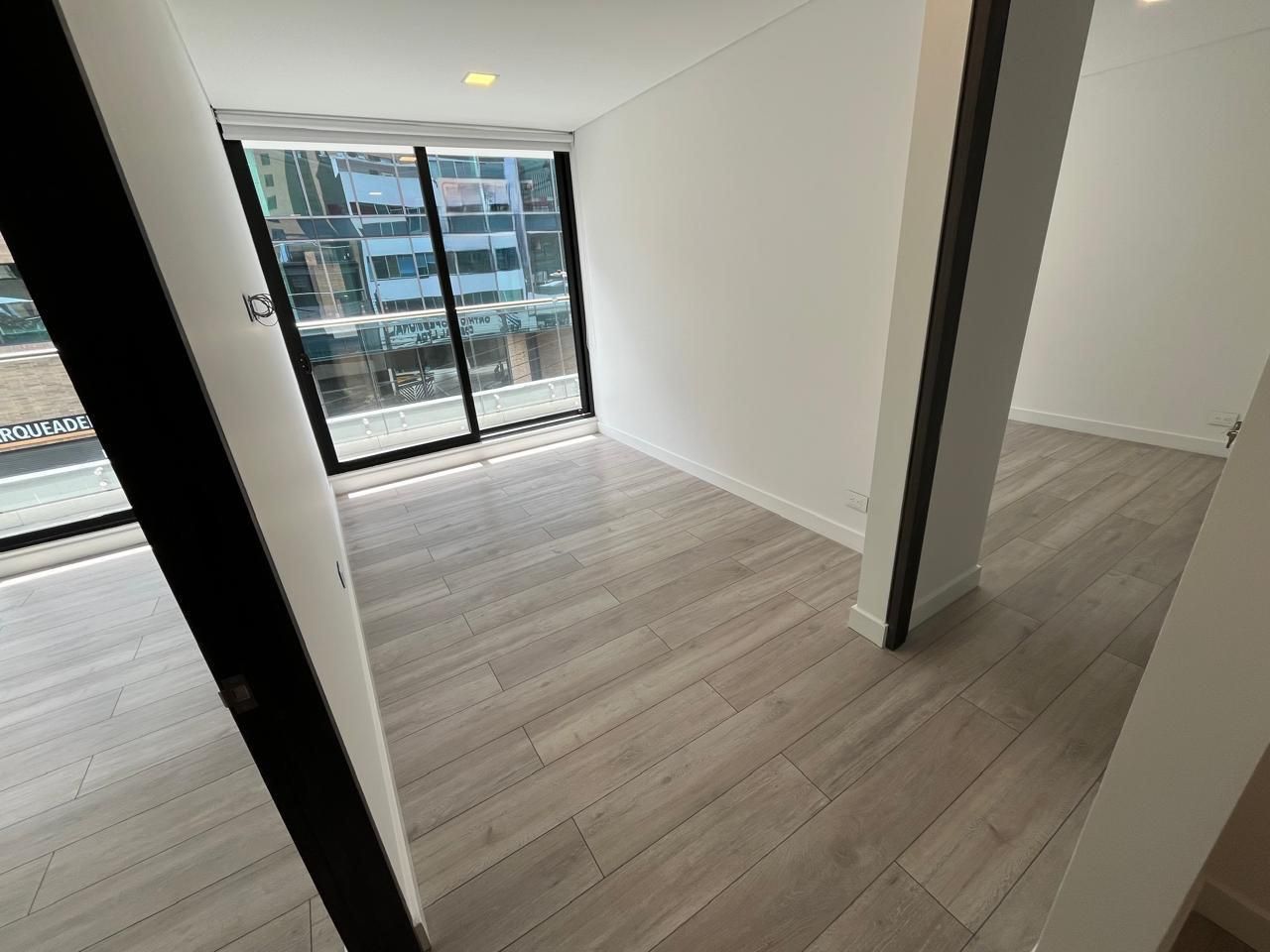 Apartamento en arriendo Cundinamarca Bogotá Santa Barbara Oriental 112 m2 Habitaciones 2 Baños 3 Garajes 1 Precio $8000000