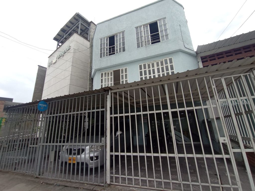 Local en arriendo Valle Del Cauca Cali Villa Colombia 136 m2 Habitaciones 0 Baños 3 Garajes 0 Precio $4000000