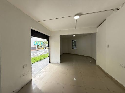 Local en arriendo Antioquia Medellín Los Conquistadores 55 m2 Habitaciones 0 Baños 2 Garajes 0 Precio $3800000