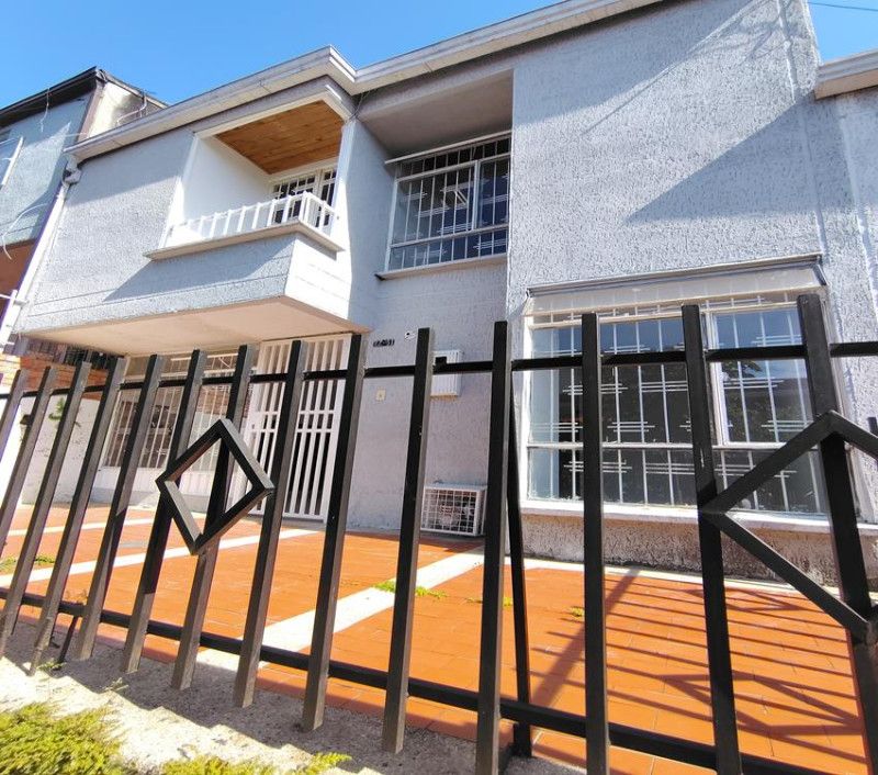 Casa en venta Santander Floridablanca Ub San Angel 90 m2 Habitaciones 4 Baños 3 Garajes 0 Precio $320000000