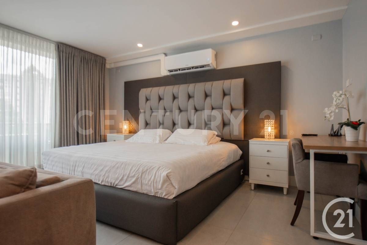 Apartamento en arriendo Antioquia Medellín La Aguacatala 65 m2 Habitaciones 1 Baños 1 Garajes 1 Precio $5500000