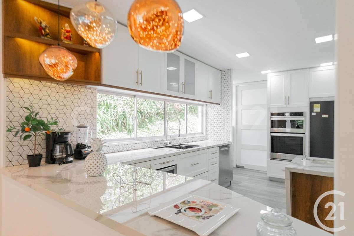 Casa en arriendo Antioquia Medellín San Lucas 381 m2 Habitaciones 3 Baños 2 Garajes 2 Precio $22500000