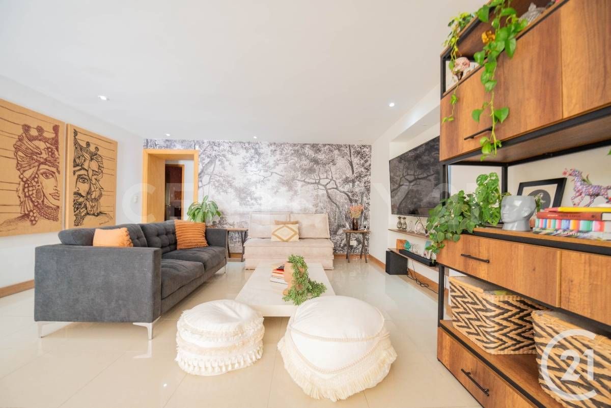 Apartamento en venta Antioquia Medellín El Tesoro 165 m2 Habitaciones 3 Baños 3 Garajes 3 Precio $1250000000