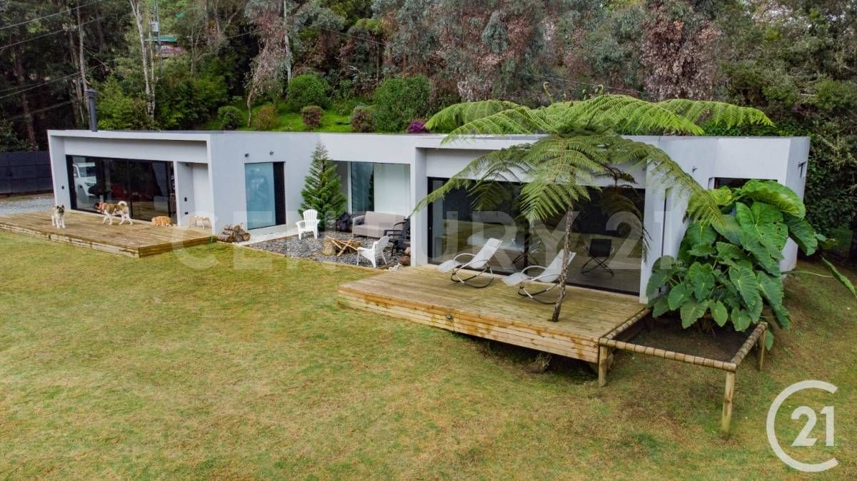 Casa en venta Antioquia Envigado Envigado 320 m2 Habitaciones 5 Baños 6 Garajes 8 Precio $3000000000