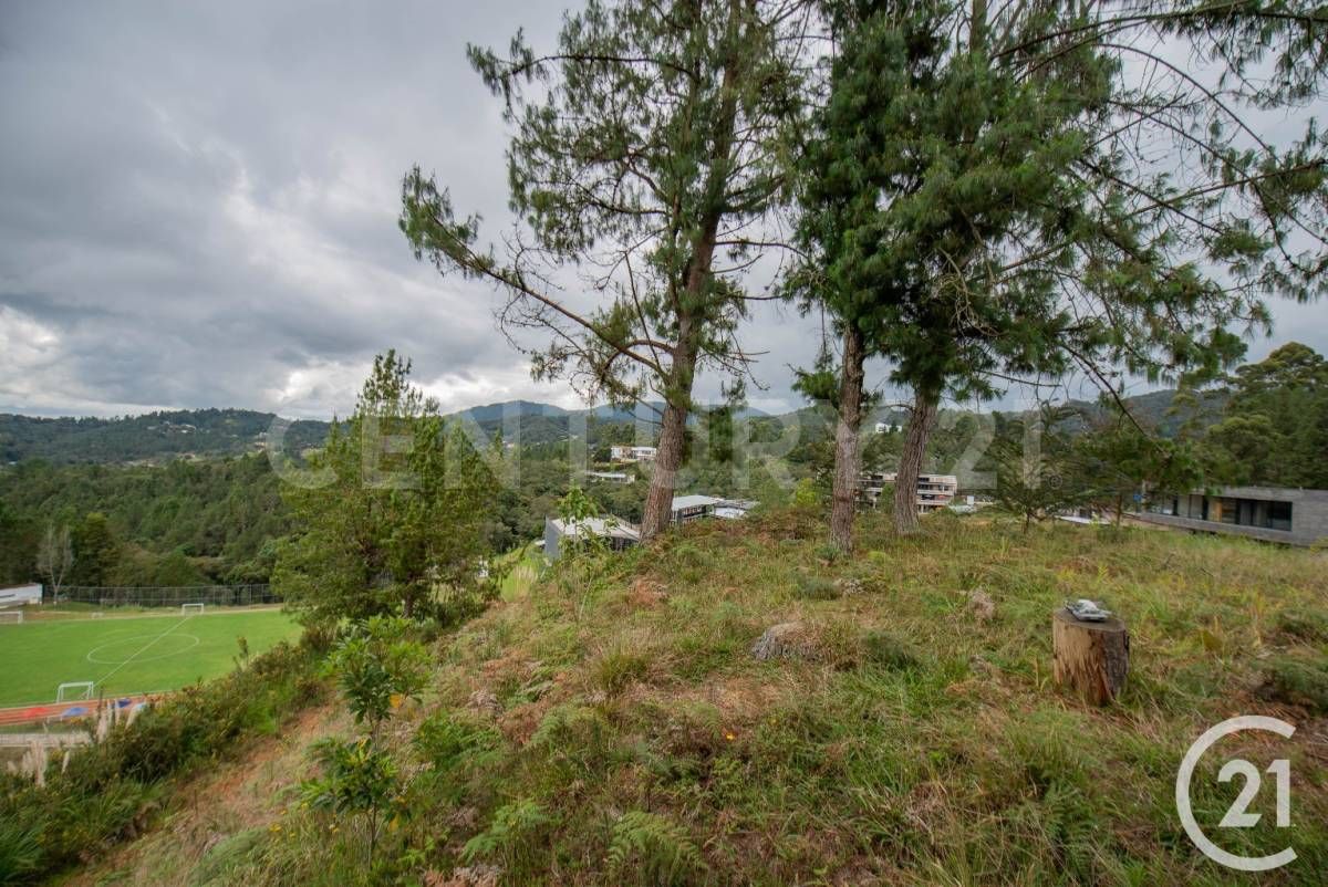 Lote en venta Antioquia Envigado Envigado 1650 m2 Habitaciones 0 Baños 1 Garajes 0 Precio $860000000