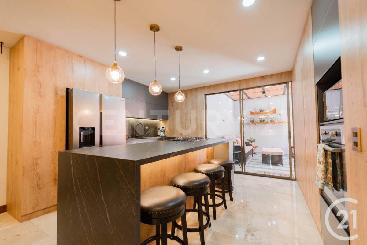 Apartamento en venta Antioquia Medellín Los Conquistadores 126 m2 Habitaciones 2 Baños 2 Garajes 2 Precio $1375000000