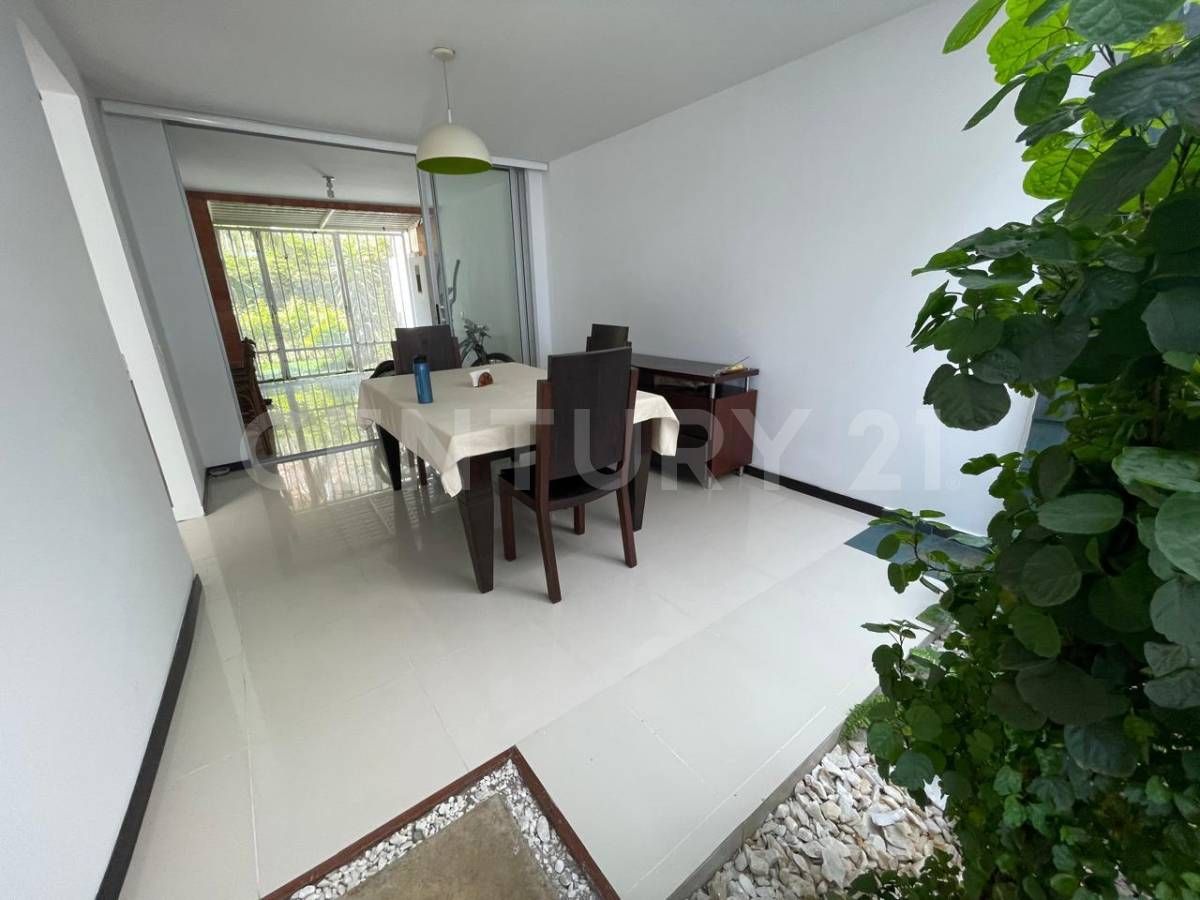 Casa en arriendo Valle Del Cauca Cali Sector La Luisa Bella Suiza 150 m2 Habitaciones 3 Baños 4 Garajes 2 Precio $4800000