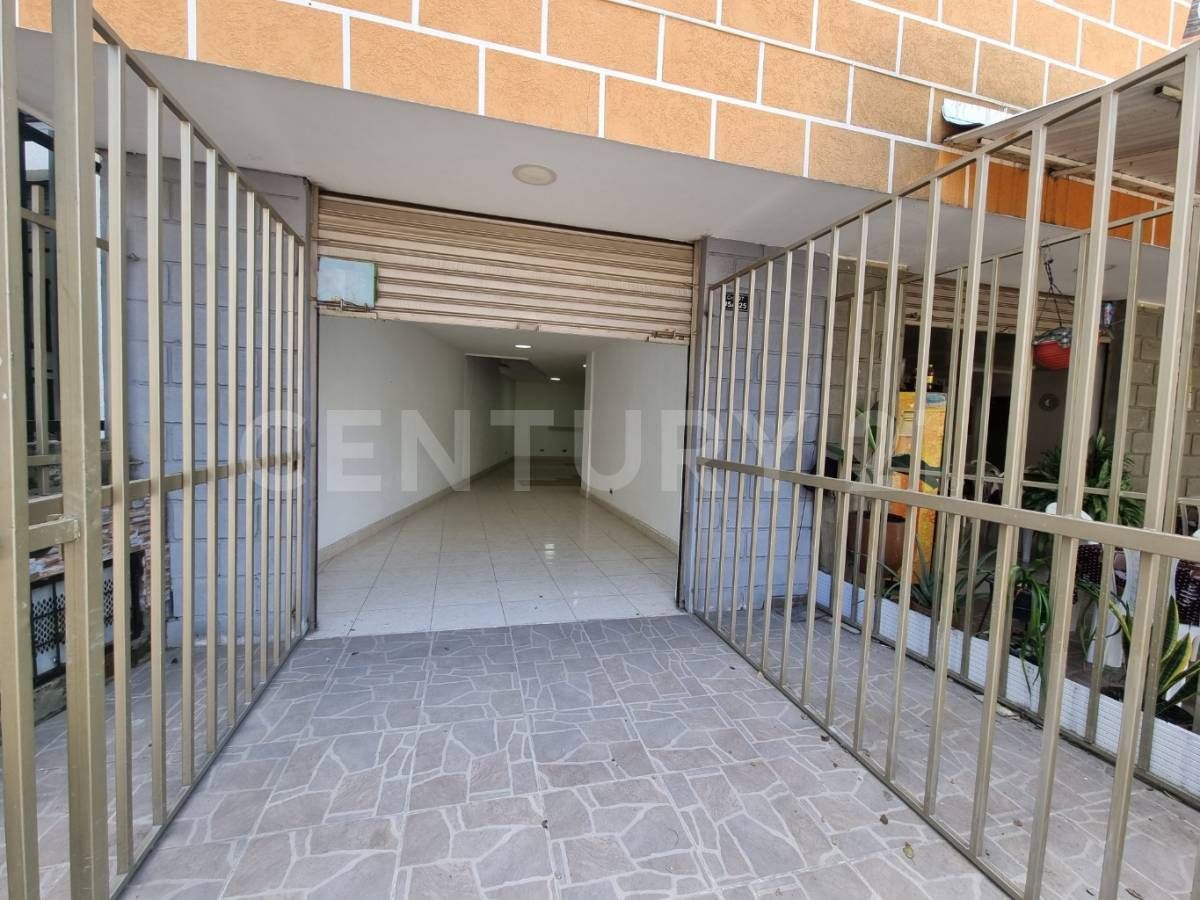 Casa en arriendo Valle Del Cauca Cali 3 De Julio 110 m2 Habitaciones 2 Baños 1 Garajes 1 Precio $2100000