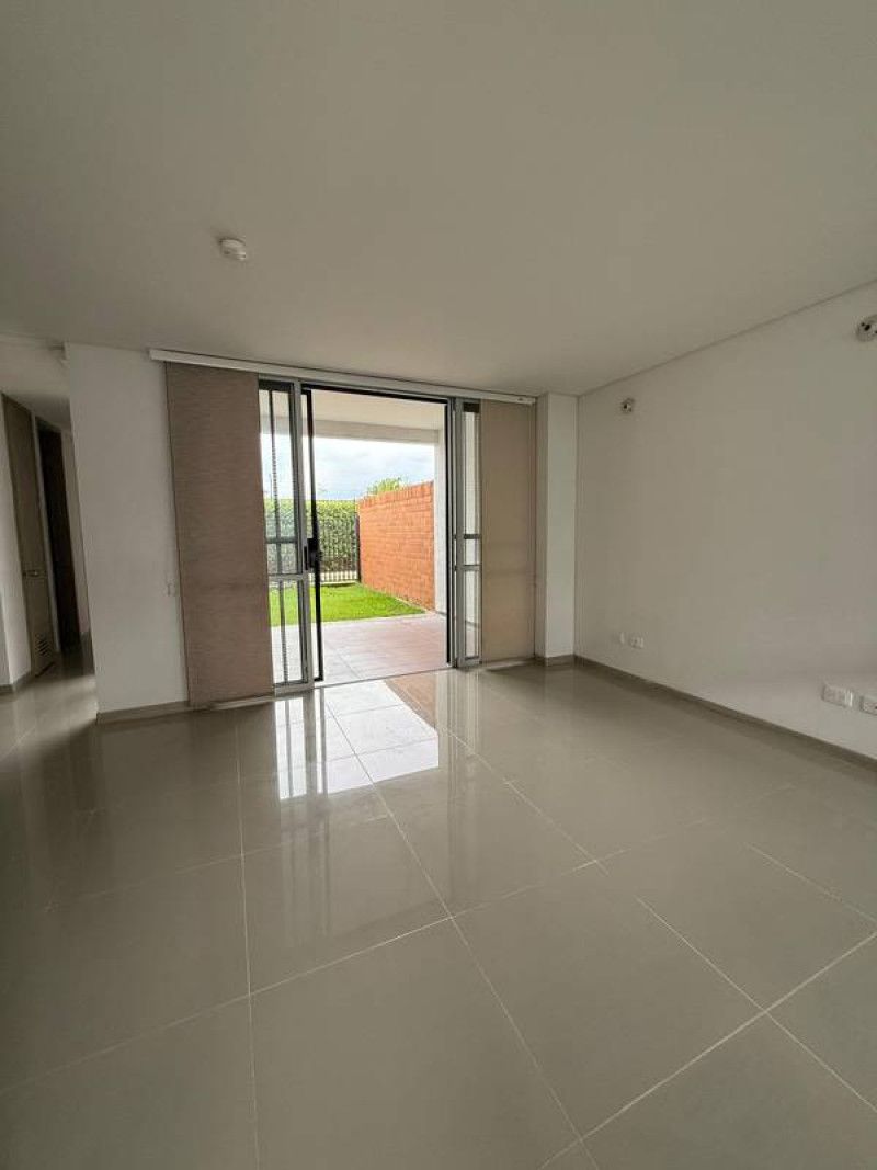 Inmuebles en Remate Casa en venta Valle Del Cauca Jamundí Cr Sol Del Campo 150 m2 Habitaciones 3 Baños 3 Garajes 1 Precio $477500000