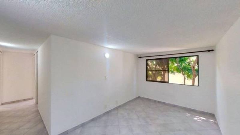 Apartamento en venta Valle Del Cauca Cali Cañaverales - Los Samanes 61 m2 Habitaciones 3 Baños 1 Garajes 0 Precio $176000000