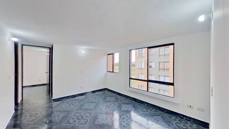 Inmuebles en Remate Apartamento en venta Cundinamarca Soacha Cr Peral 40 m2 Habitaciones 2 Baños 1 Garajes 0 Precio $126000000