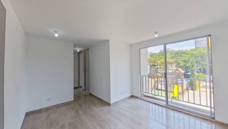 Inmuebles en Remate Apartamento en venta Valle Del Cauca Cali Los Guayacanes 42 m2 Habitaciones 3 Baños 1 Garajes 0 Precio $226000000