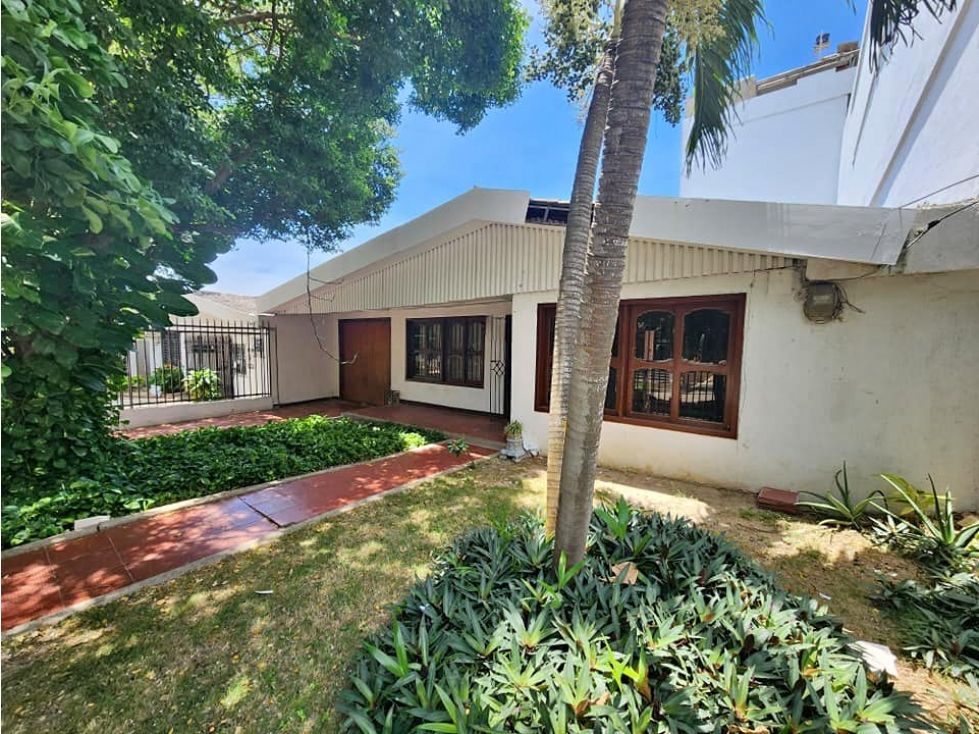 Casa en arriendo Atlántico Barranquilla Altamira 500 m2 Habitaciones 9 Baños 4 Garajes 3 Precio $7000000