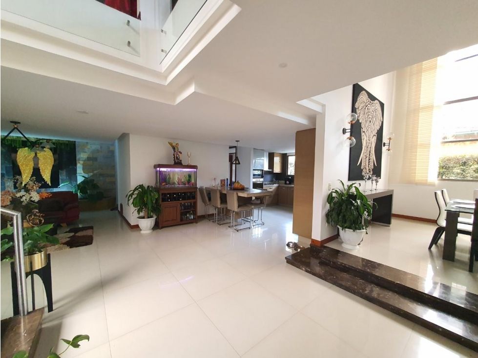 Casa en arriendo Antioquia Sabaneta Vereda La Doctora 467 m2 Habitaciones 4 Baños 6 Garajes 6 Precio $11500000