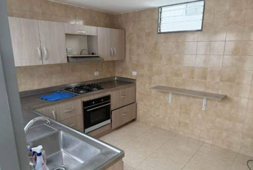 Casa en arriendo Antioquia Envigado San Marcos 250 m2 Habitaciones 8 Baños 4 Garajes 1 Precio $8000000