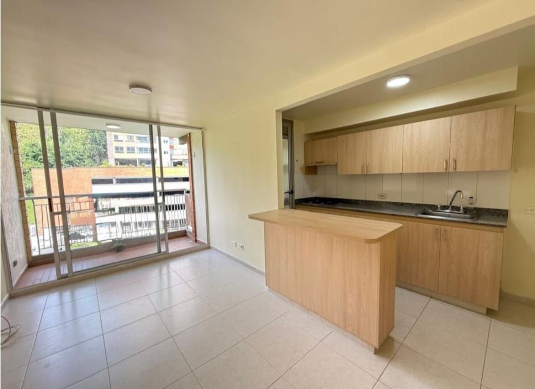 Apartamento en venta Antioquia Envigado Camino Verde De Los Naranjos 68 m2 Habitaciones 3 Baños 2 Garajes 1 Precio $470000000