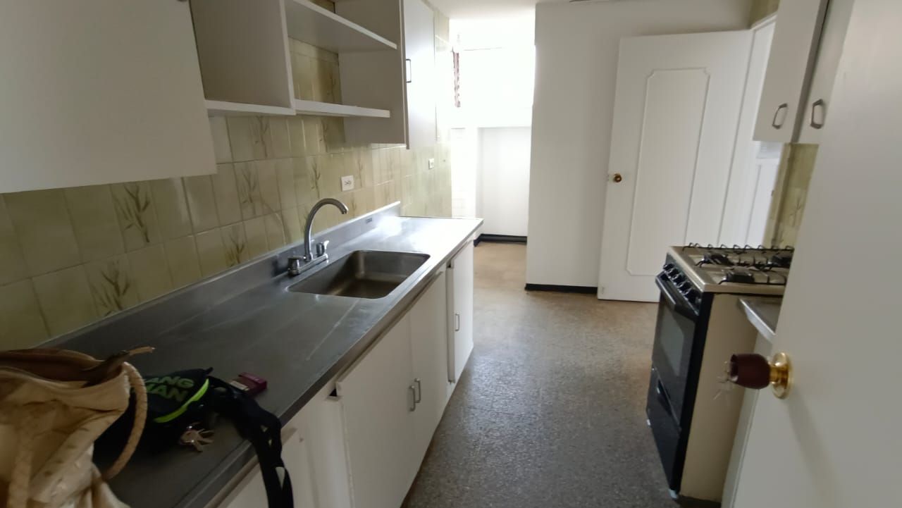 Apartamento en arriendo Antioquia Medellín La America 120 m2 Habitaciones 5 Baños 4 Garajes 1 Precio $3200000