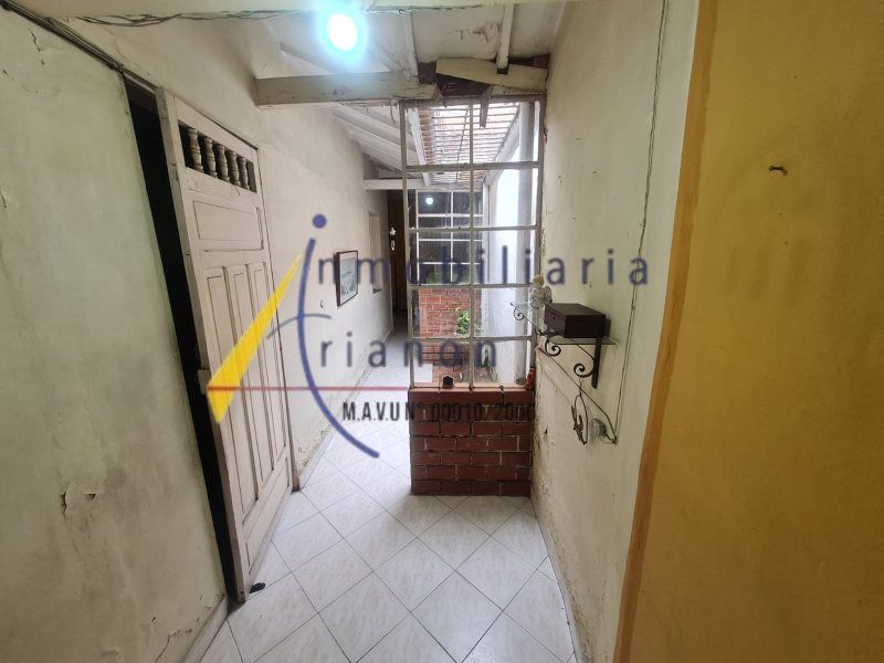 Casa en venta Antioquia Medellín San Bernardo 56 m2 Habitaciones 2 Baños 1 Garajes 0 Precio $280000000