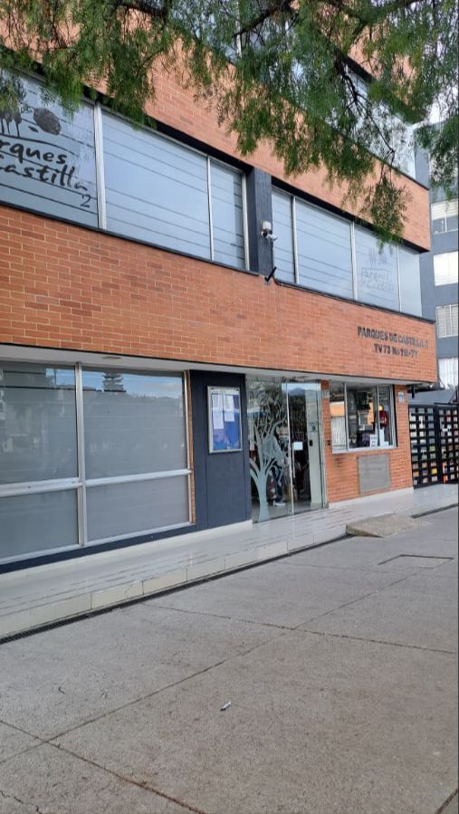 Apartamento en venta Cundinamarca Bogotá Ub Castilla Real 50 m2 Habitaciones 3 Baños 2 Garajes 0 Precio $285000000