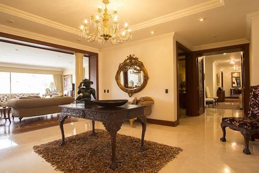 Apartamento en arriendo Cundinamarca Bogotá Cerros De Santa Barbara 457 m2 Habitaciones 4 Baños 5 Garajes 3 Precio $22000000