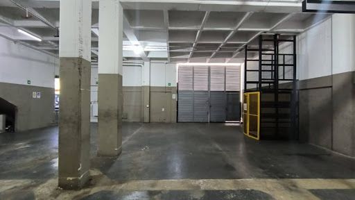 Bodega en arriendo Antioquia La Estrella La Estrella 861 m2 Habitaciones 0 Baños 6 Garajes 4 Precio $19700000