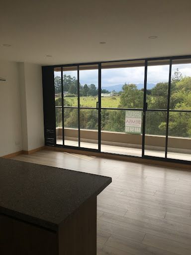 Apartaestudio en arriendo Antioquia Rionegro San Antonio 54 m2 Habitaciones 1 Baños 1 Garajes 1 Precio $1950000