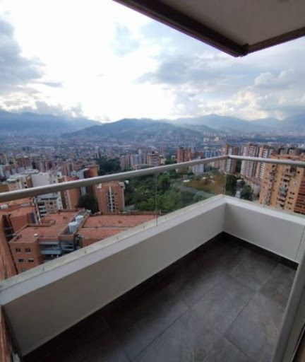 Apartamento en arriendo Antioquia Envigado El Esmeraldal 78 m2 Habitaciones 2 Baños 2 Garajes 1 Precio $4200000