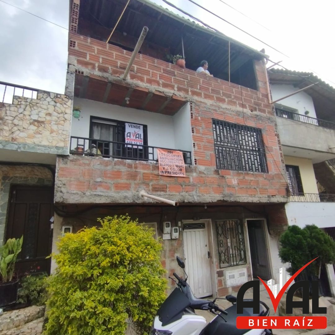 Casa en venta Antioquia Itagüí San Francisco 143 m2 Habitaciones 4 Baños 2 Garajes 0 Precio $290000000