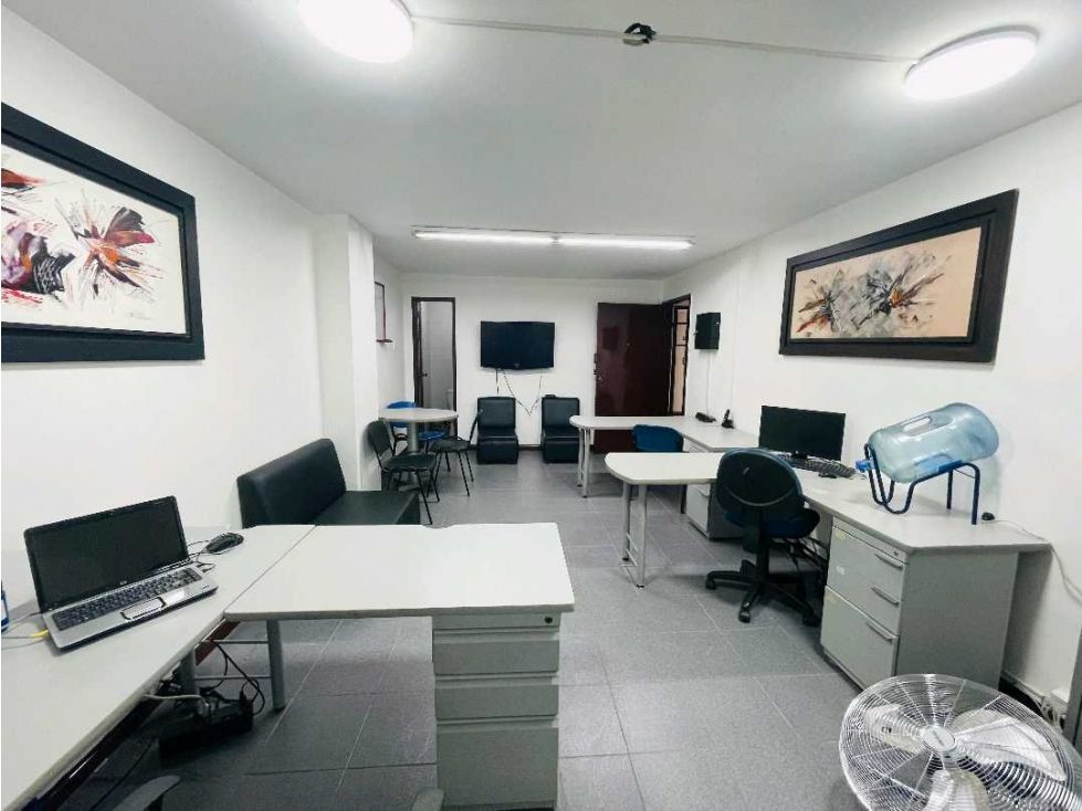 Oficina en venta Antioquia Medellín Guayaquil 48 m2 Habitaciones 0 Baños 1 Garajes 0 Precio $160000000