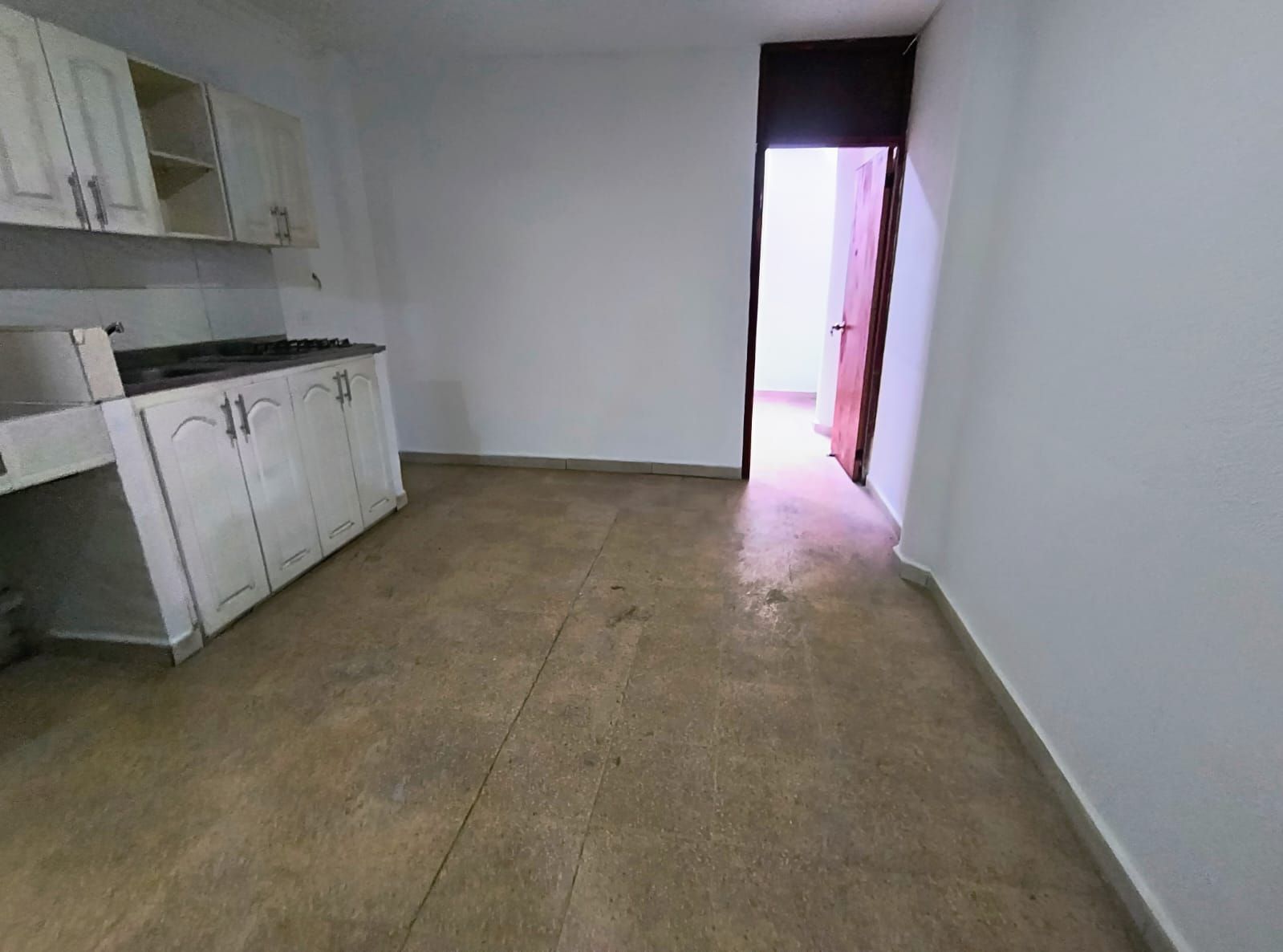 Apartaestudio en arriendo Antioquia Itagüí Las Mercedes 25 m2 Habitaciones 1 Baños 1 Garajes 0 Precio $1150000