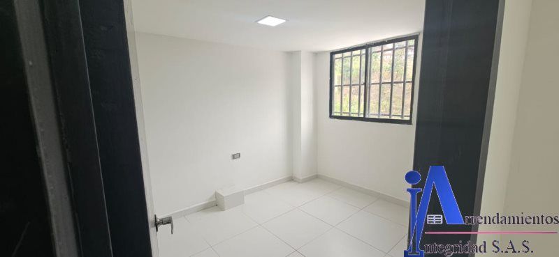 Apartaestudio en arriendo Antioquia Medellín Santa Rosa De Lima 30 m2 Habitaciones 1 Baños 1 Garajes 0 Precio $900000