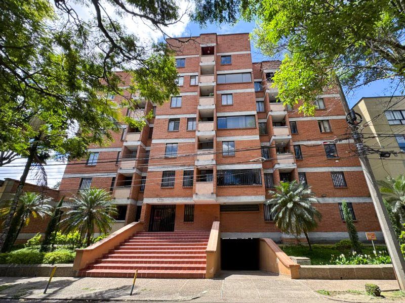 Apartamento en arriendo Antioquia Medellín Santa Teresita 113 m2 Habitaciones 3 Baños 3 Garajes 1 Precio $3500000