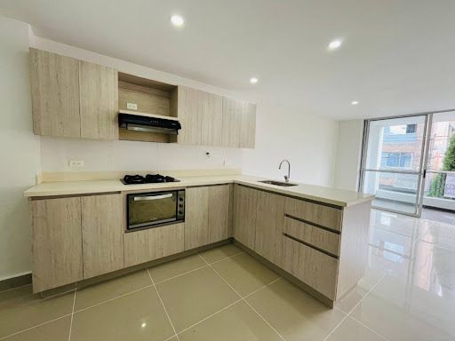 Apartamento en arriendo Antioquia Envigado El Portal 116 m2 Habitaciones 3 Baños 2 Garajes 2 Precio $4000000