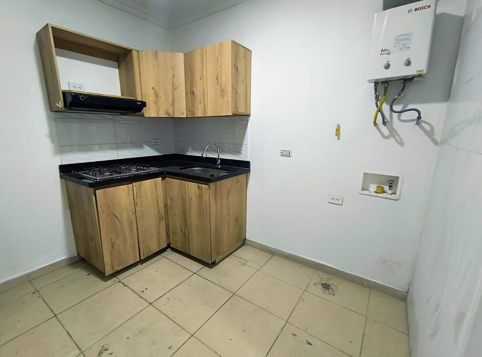 Apartaestudio en arriendo Antioquia Itagüí Las Mercedes 25 m2 Habitaciones 1 Baños 1 Garajes 0 Precio $1100000