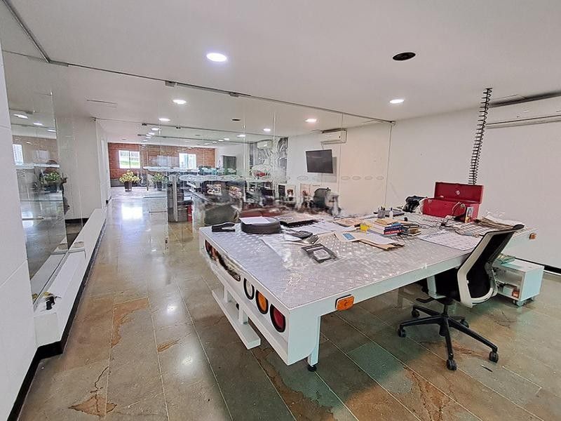 Bodega en venta Antioquia Medellín Castropol 366 m2 Habitaciones 0 Baños 3 Garajes 0 Precio $3300000000
