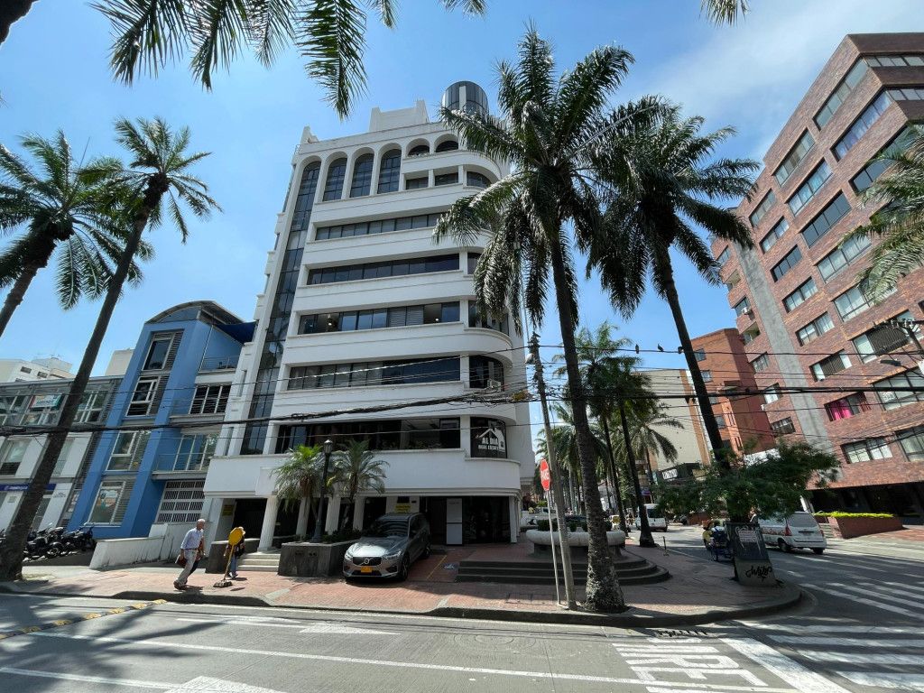 Local en venta Valle Del Cauca Cali Versalles 171 m2 Habitaciones 0 Baños 3 Garajes 0 Precio $550000000