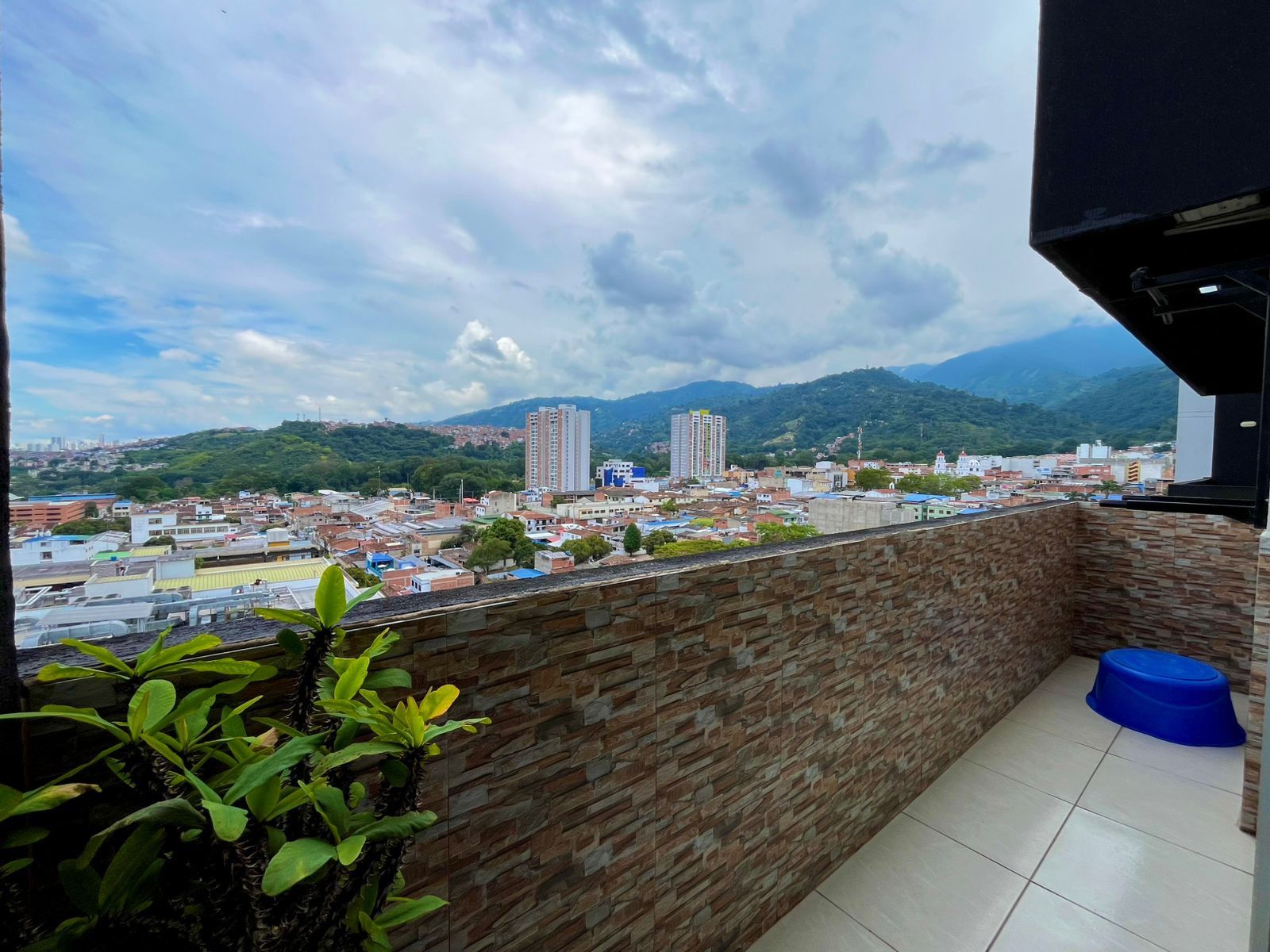 Apartamento en venta Santander Floridablanca Cementerio 116 m2 Habitaciones 3 Baños 3 Garajes 2 Precio $470000000