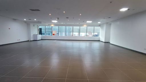 Oficina en arriendo Antioquia Medellín Patio Bonito 128 m2 Habitaciones 0 Baños 2 Garajes 4 Precio $13940000