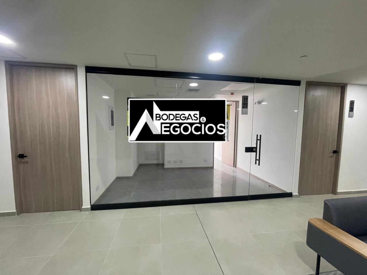 Local en arriendo Antioquia Medellín Villanueva 30 m2 Habitaciones 0 Baños 1 Garajes 1 Precio $5500000