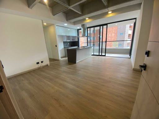 Apartamento en arriendo Antioquia Envigado Loma Del Atravesado 82 m2 Habitaciones 2 Baños 2 Garajes 1 Precio $4000000