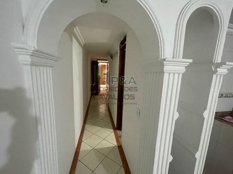 Apartamento en arriendo Antioquia Medellín Boston 75 m2 Habitaciones 3 Baños 1 Garajes 0 Precio $1600000