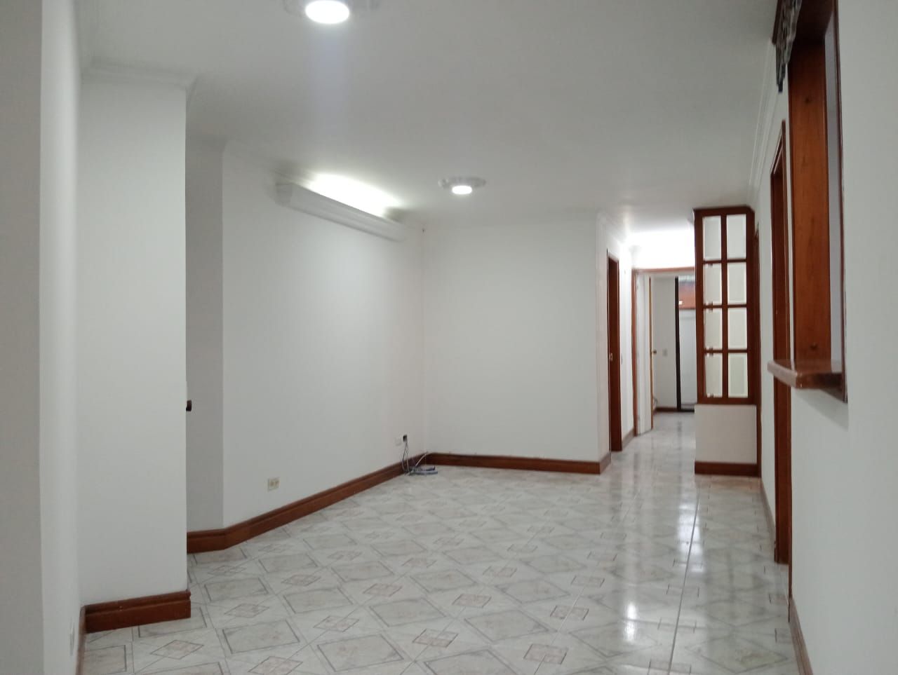 Apartamento en arriendo Antioquia Medellín Laureles 81 m2 Habitaciones 2 Baños 2 Garajes 1 Precio $3600000