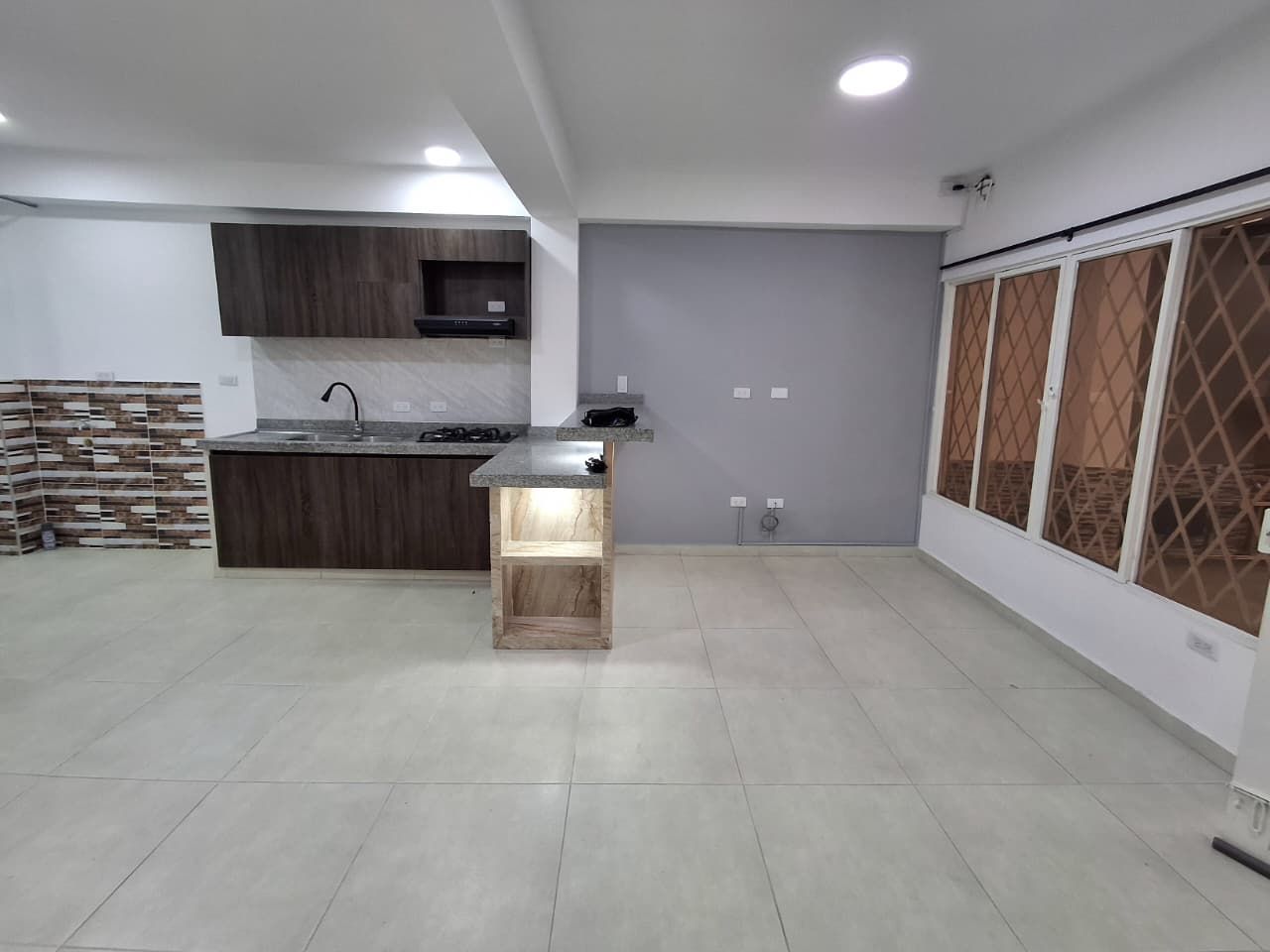Casa en arriendo Valle Del Cauca Cali Manuel María Buenaventura 100 m2 Habitaciones 3 Baños 2 Garajes 1 Precio $1700000