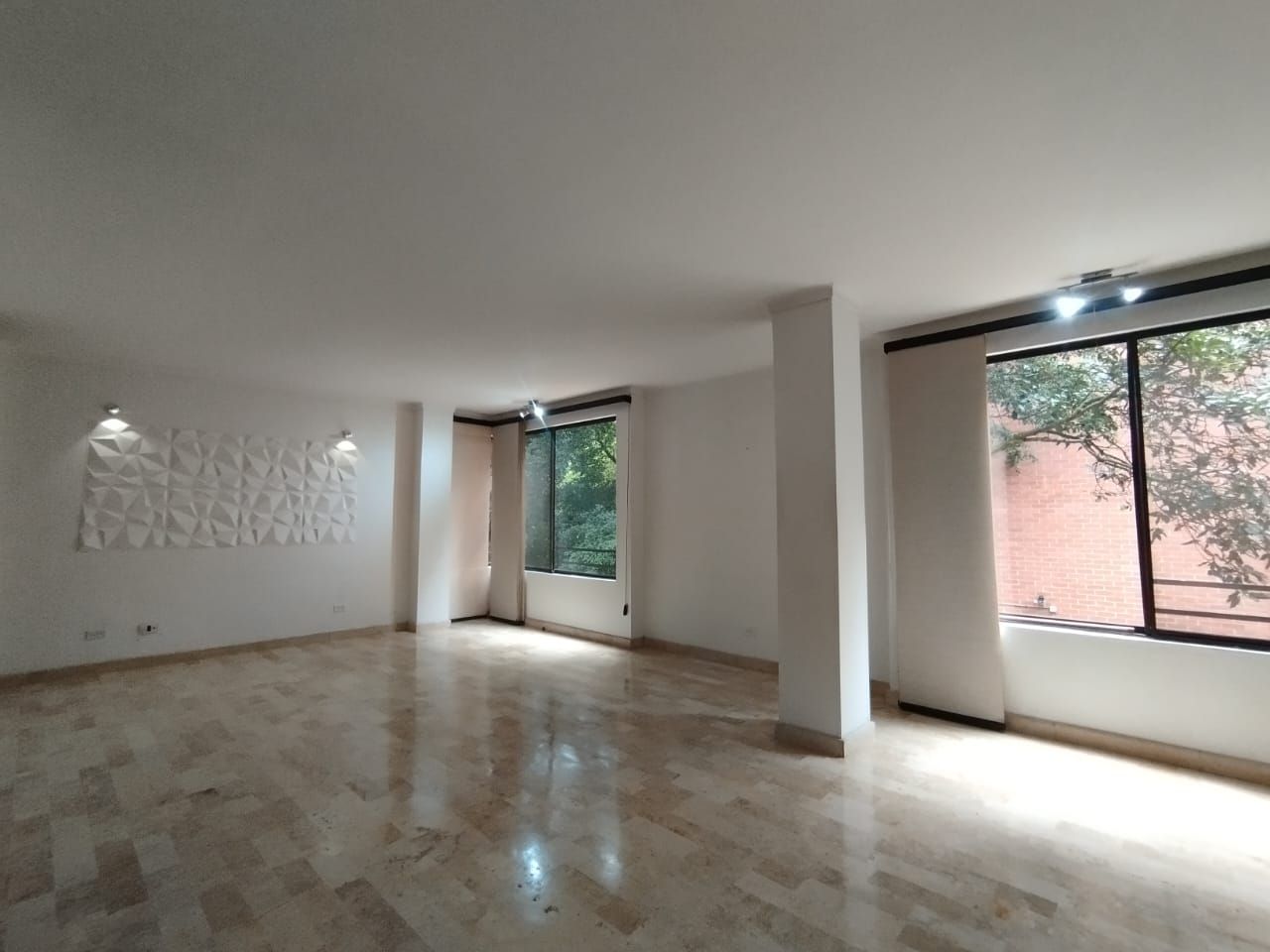 Apartamento en arriendo Antioquia Medellín Las Lomas No1 124 m2 Habitaciones 3 Baños 3 Garajes 1 Precio $4200000