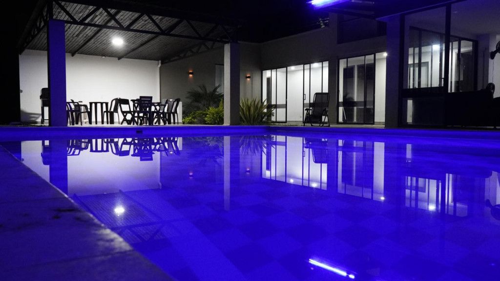 Finca en venta Antioquia San Jerónimo San Jerónimo 415 m2 Habitaciones 6 Baños 5 Garajes 8 Precio $1590000000