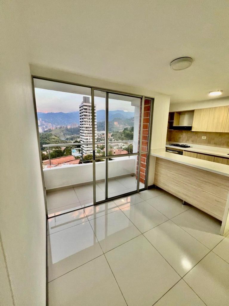 Apartamento en venta Antioquia La Estrella Quebrada Grande 53 m2 Habitaciones 2 Baños 2 Garajes 1 Precio $358000000
